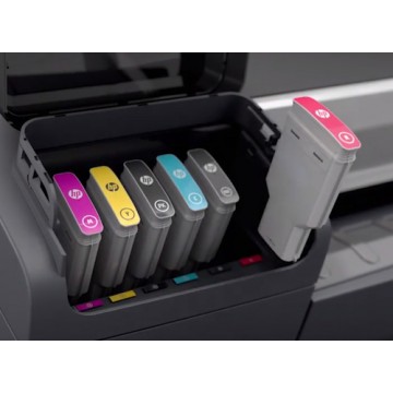 HP 745 130-ml Cyan DesignJet Ink Cartridge